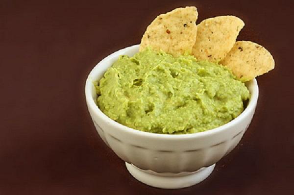 Avocado Hummus with the Thermomix