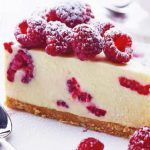 Cheesecake and white chocolate with raspberry baked with Thermomix