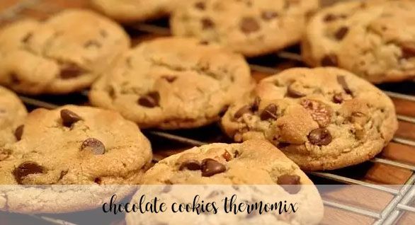 Cookies with chocolate chips in the Thermomix