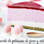 Cheesecake of strawberry and cream petitsuisse with thermomix