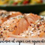 Steamed salmon with avocado with thermomix