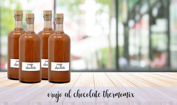 Chocolate pomace liqueur with Thermomix