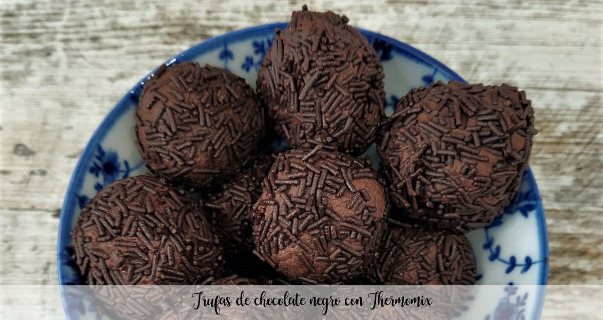 Black chocolate truffles with Thermomix
