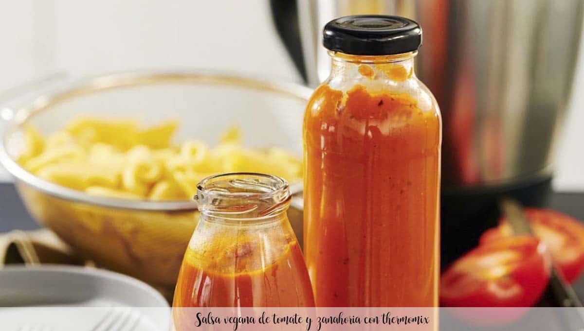 Vegan tomato and carrot sauce with thermomix