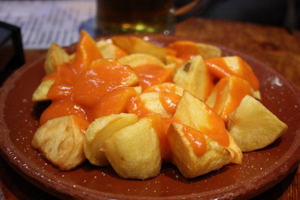 Bravas potatoes recipe with the Thermomix