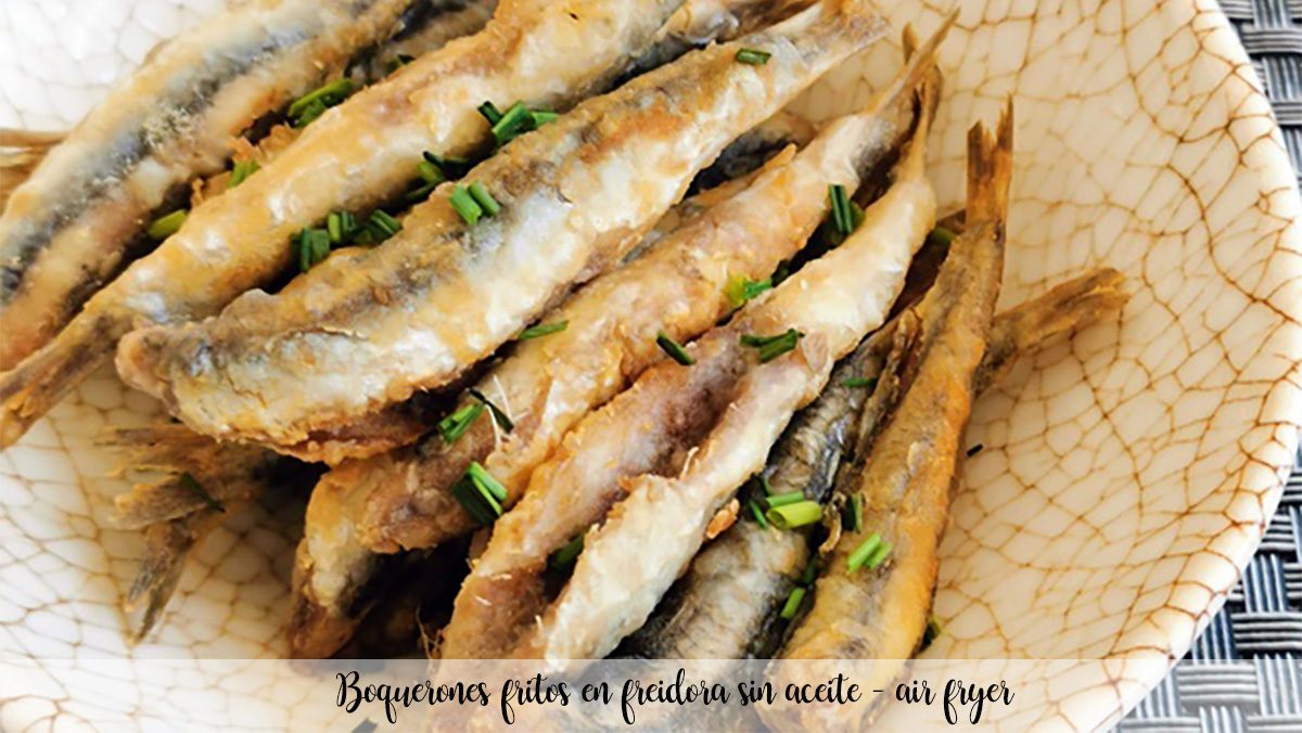 Fried anchovies in a fryer without oil – air fryer