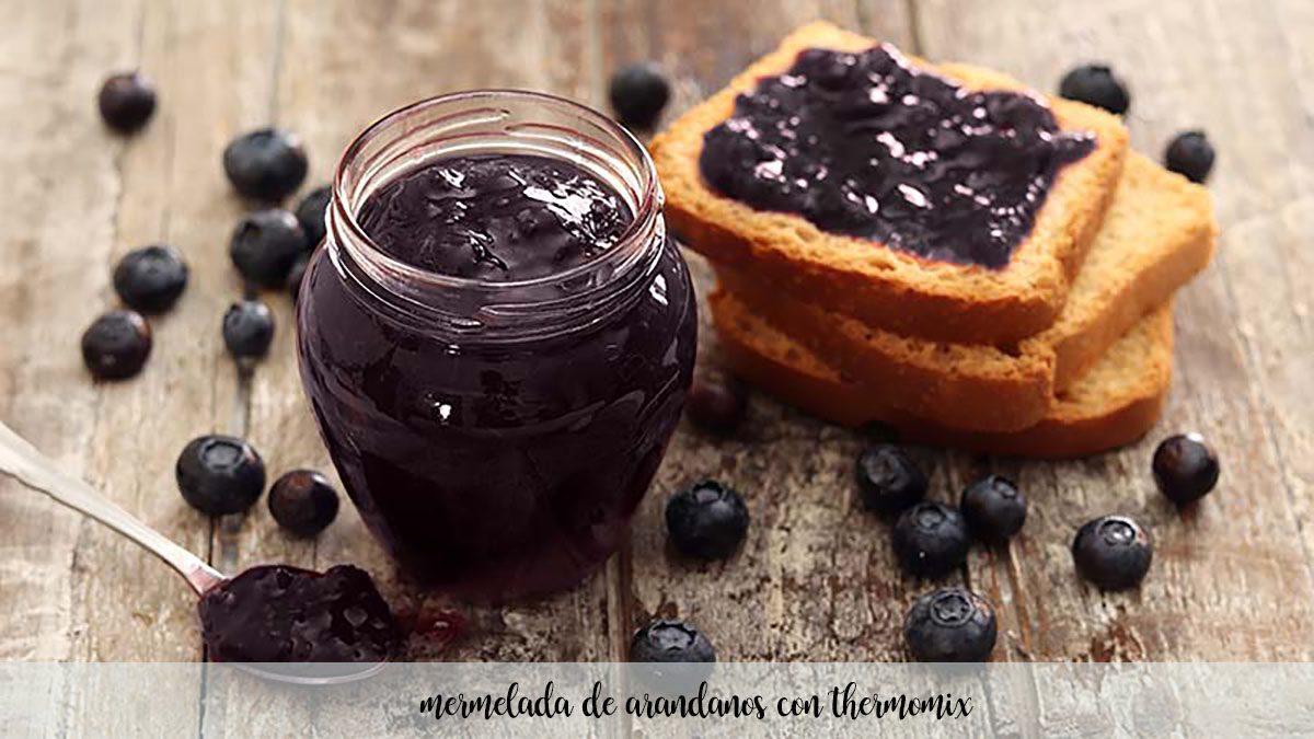 Blueberry and blackberry jam with the Thermomix