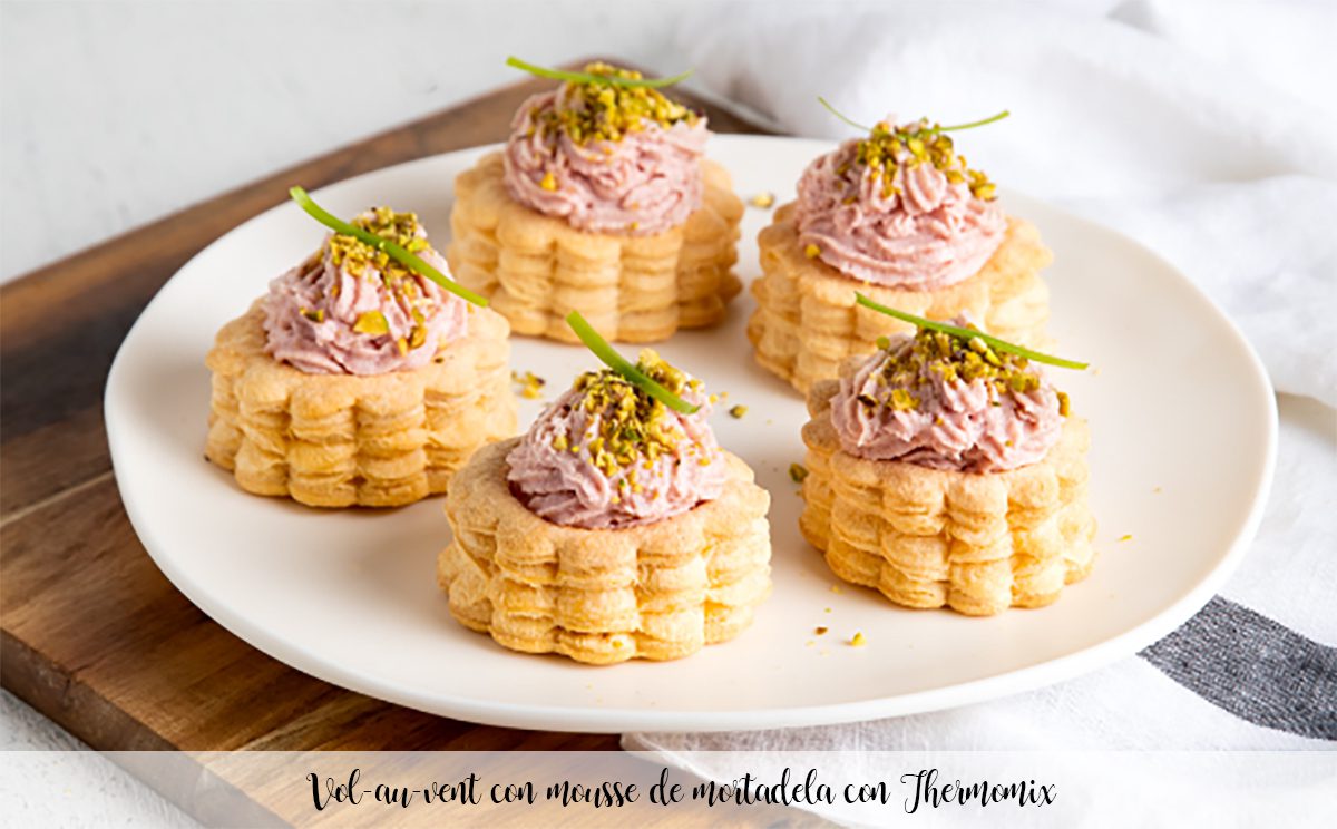 Vol-au-vent with bologna mousse with Thermomix