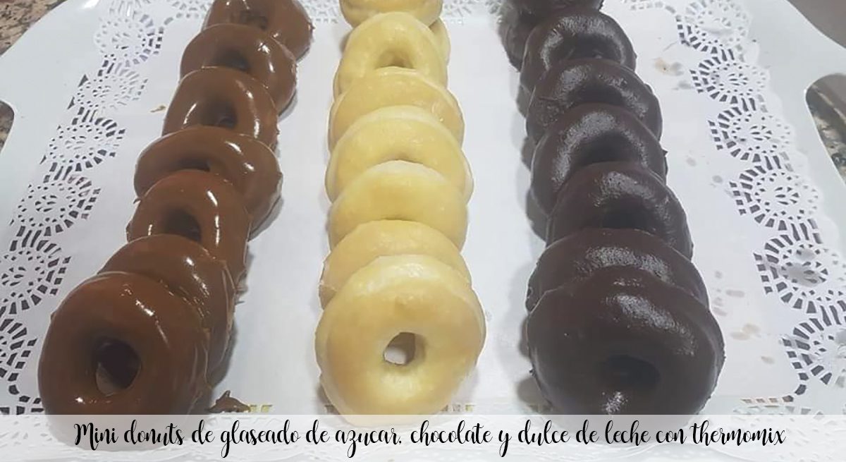 Mini donuts with sugar, chocolate and dulce de leche glaze with thermomix