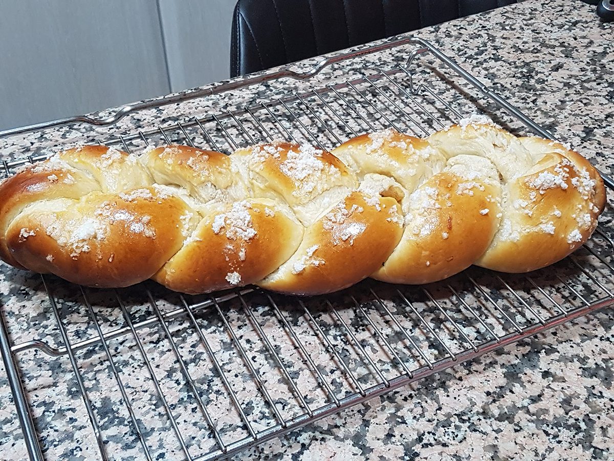 Braid stuffed with apple with thermomix