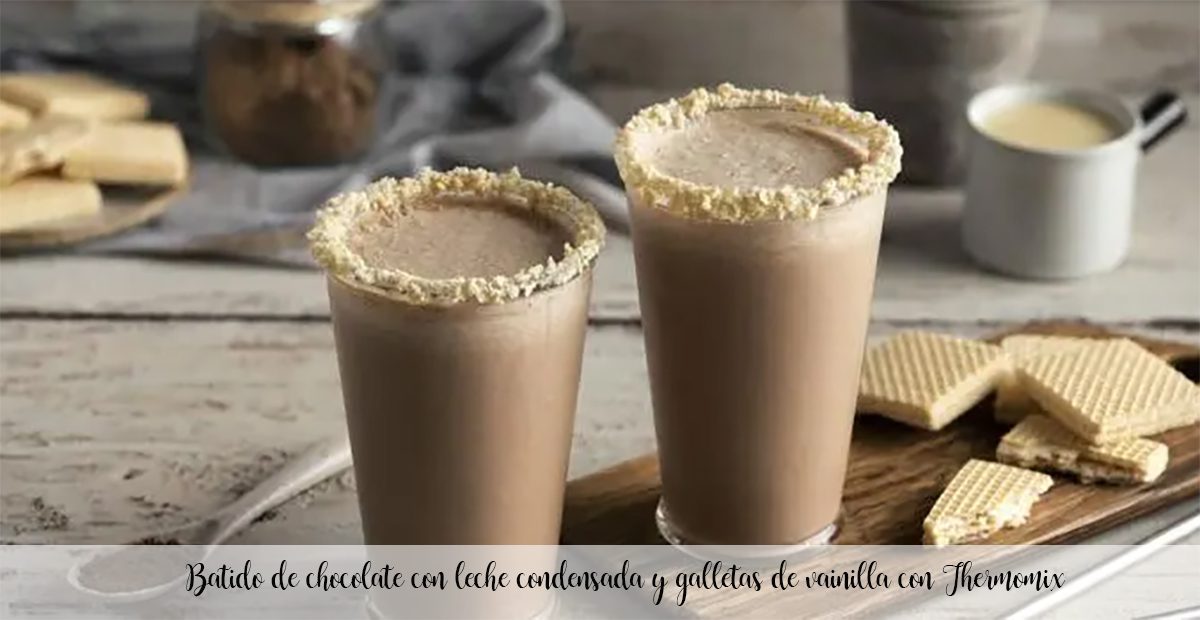 Chocolate shake with condensed milk and vanilla cookies with Thermomix