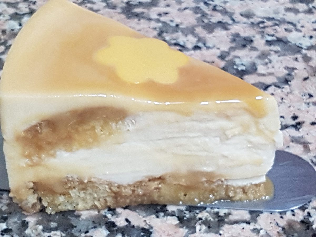 Cheesecake with salted caramel with thermomix